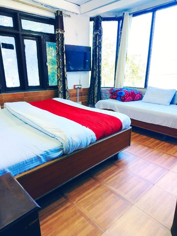 Hotel Holiday Plaza Dalhousie - Near Ghandhi Chowk Mall Road Kültér fotó